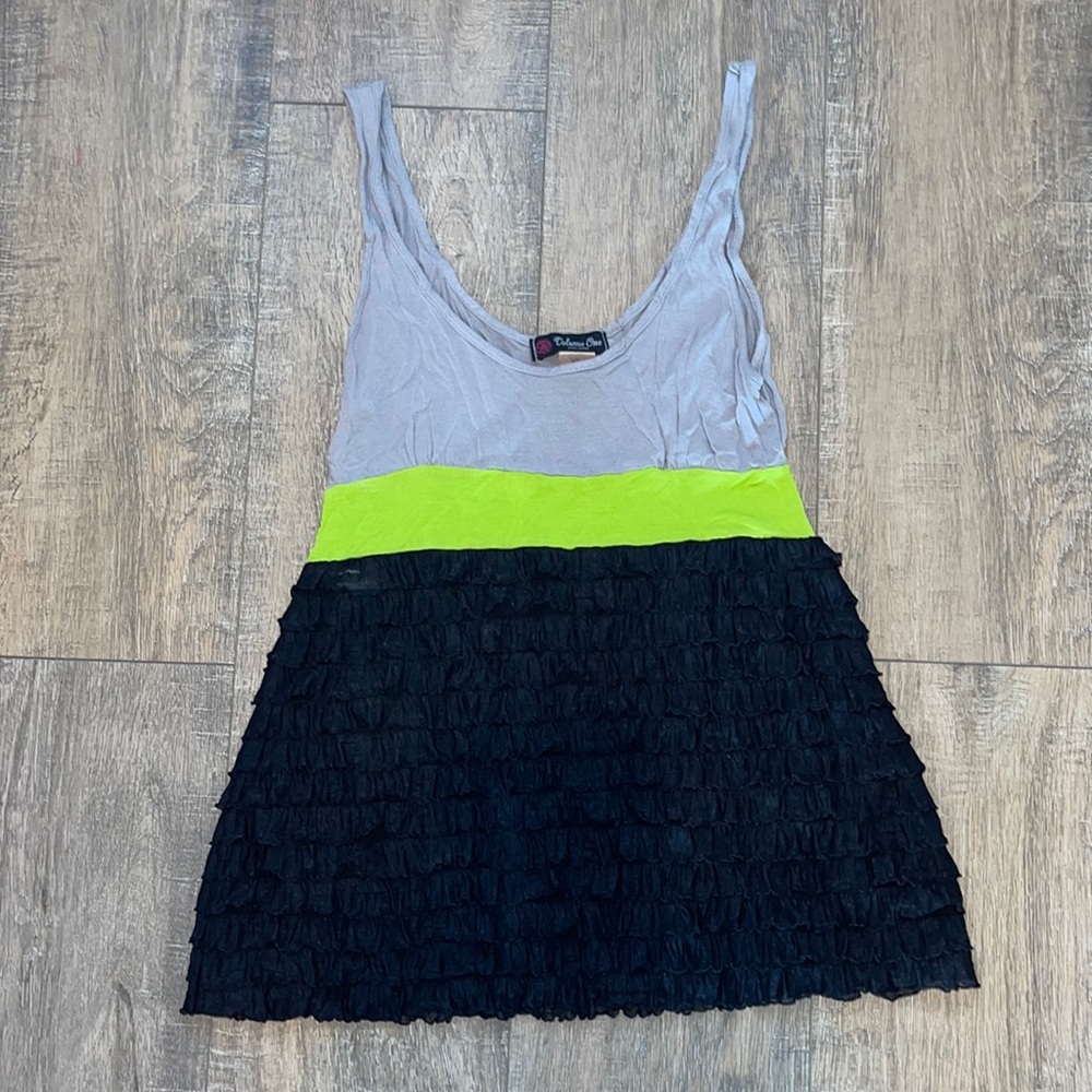 ☀️ 3/$15 ☀️ Ruffle textured Tank